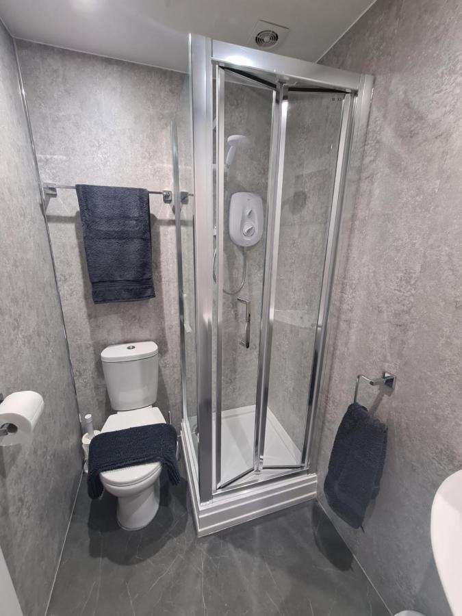 Meadowside Holiday Apartments Торки Екстериор снимка