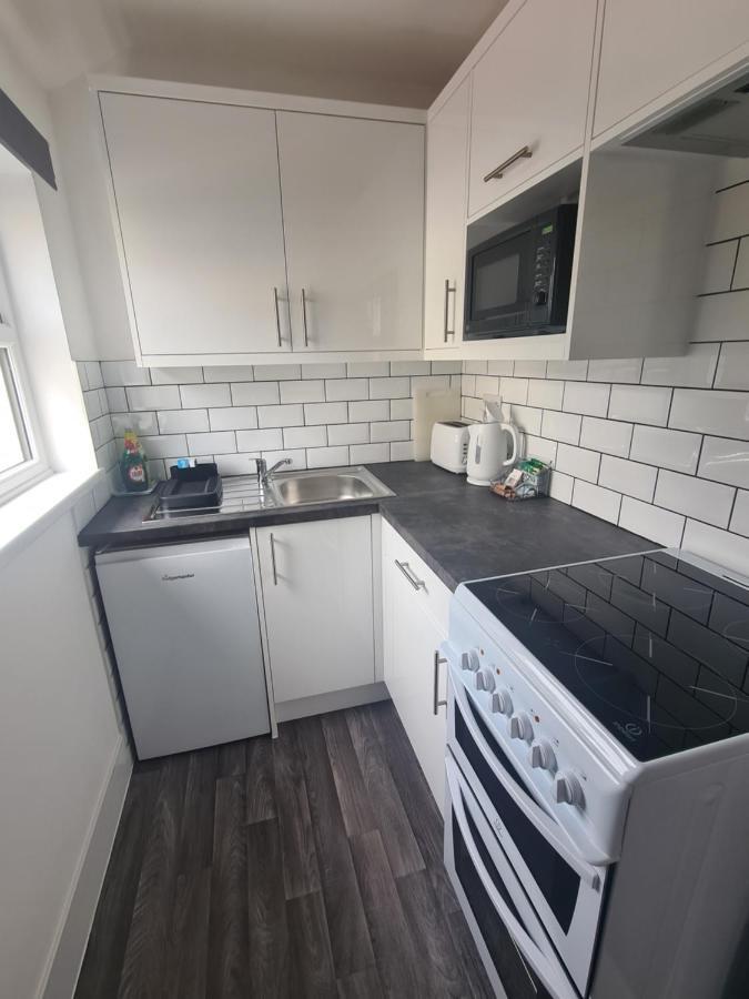 Meadowside Holiday Apartments Торки Екстериор снимка