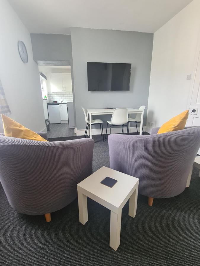 Meadowside Holiday Apartments Торки Екстериор снимка